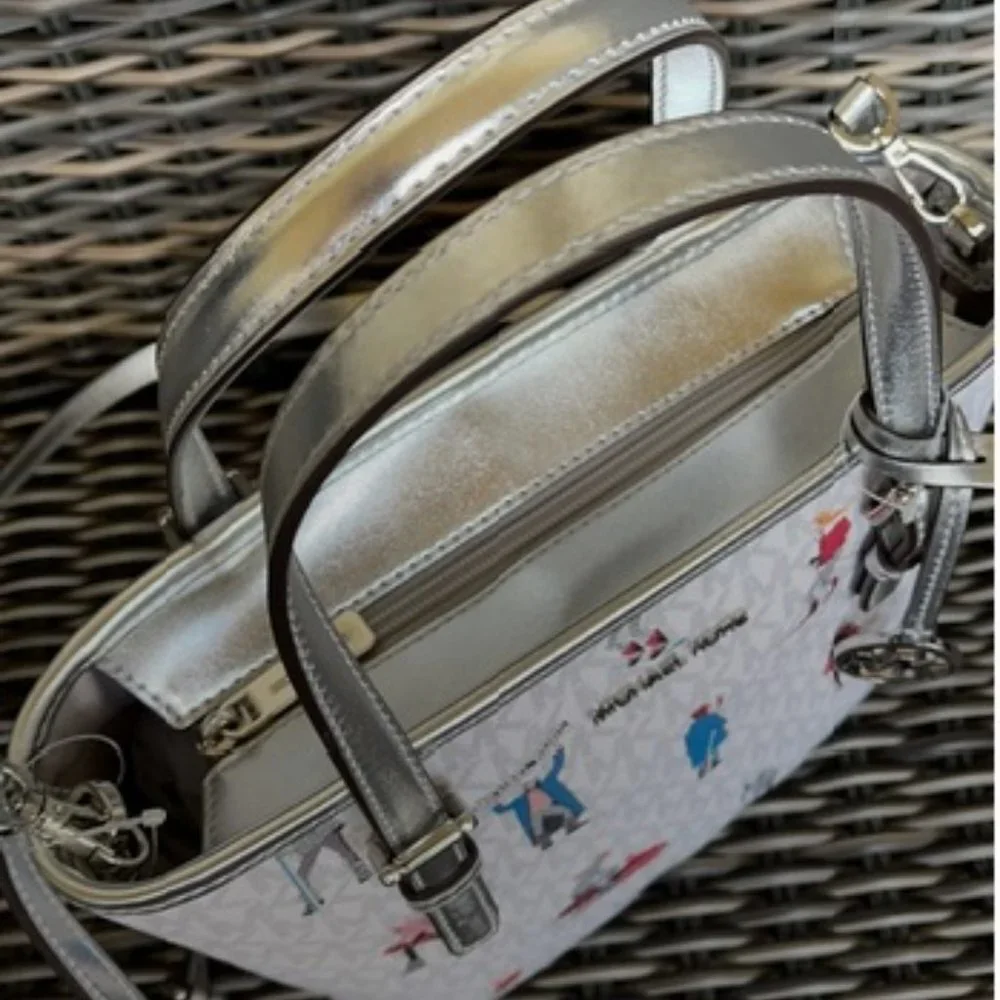 Michael Kors Jet Set Girls XS Convertible Satchel Bright White - Picture 12 of 16